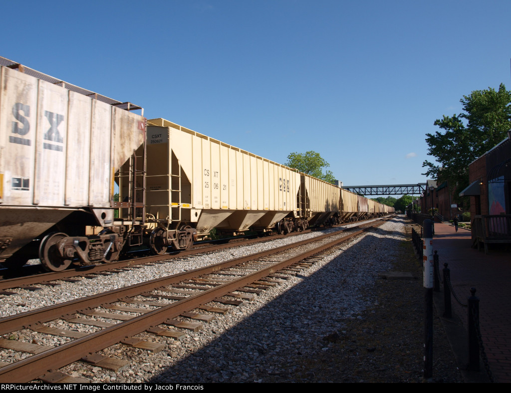 CSXT 250621